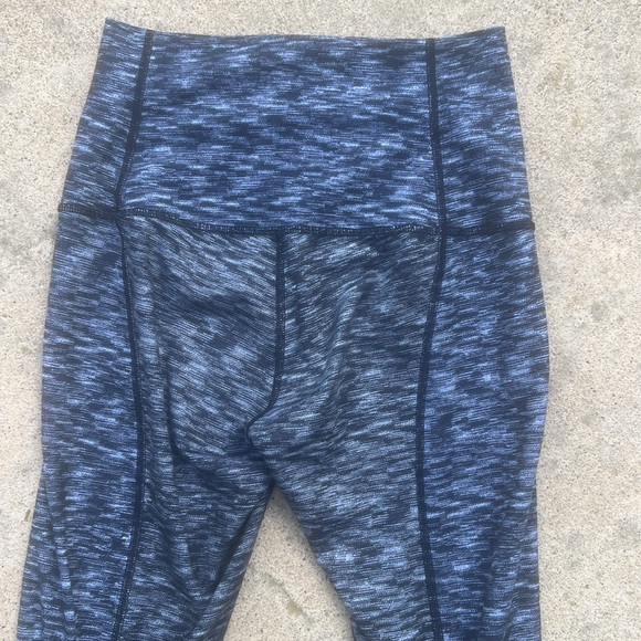 Lululemon Wunder Under High Rise Stirrup Grey/Black Leggings Women's Size 6 - Picture 7 of 8